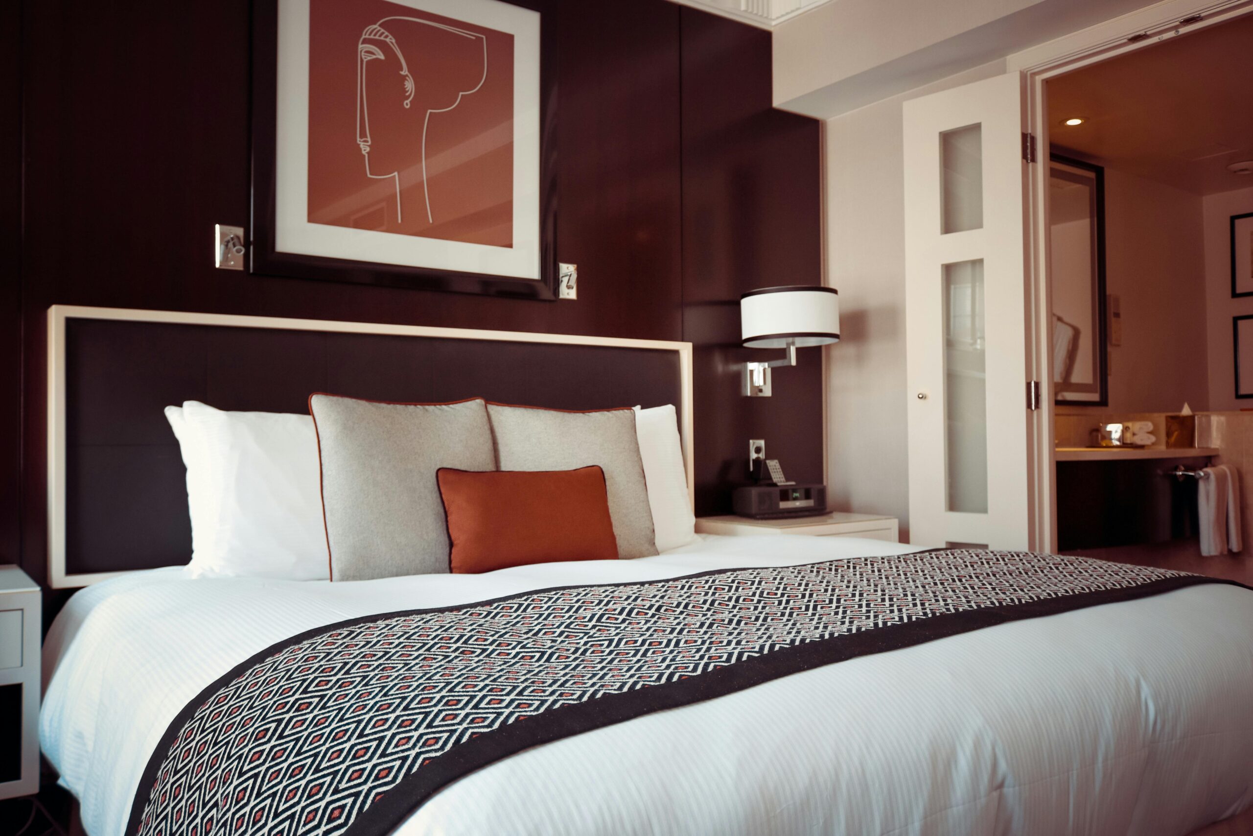 hotel-room-bed Hotel room bed